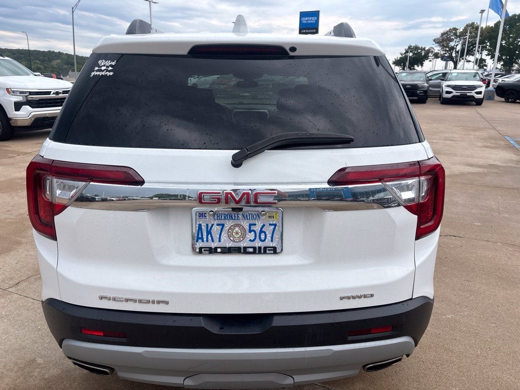 2023 GMC Acadia SLT