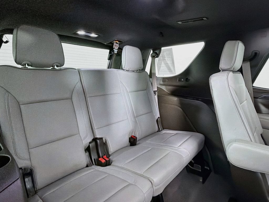 2024 GMC Yukon SLT
