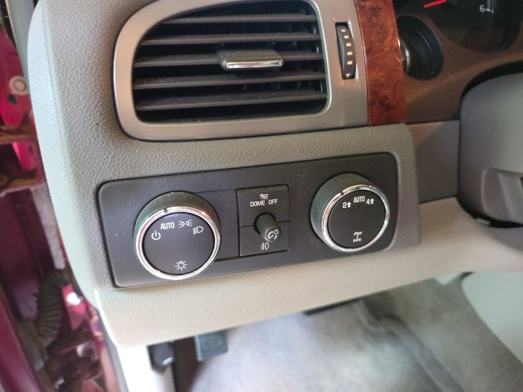 2011 GMC Yukon XL SLT