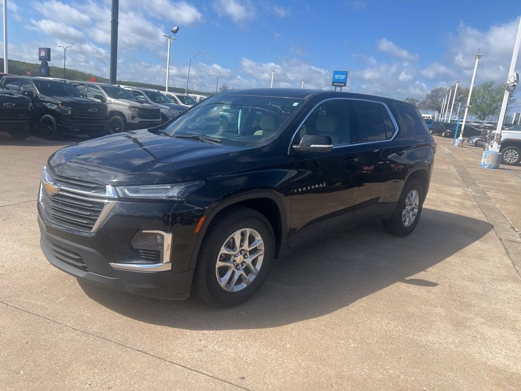 2023 Chevrolet Traverse LS