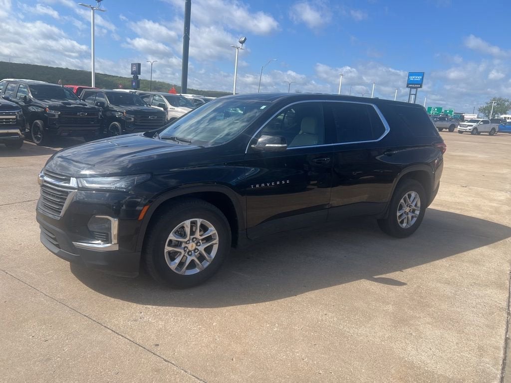 2023 Chevrolet Traverse LS