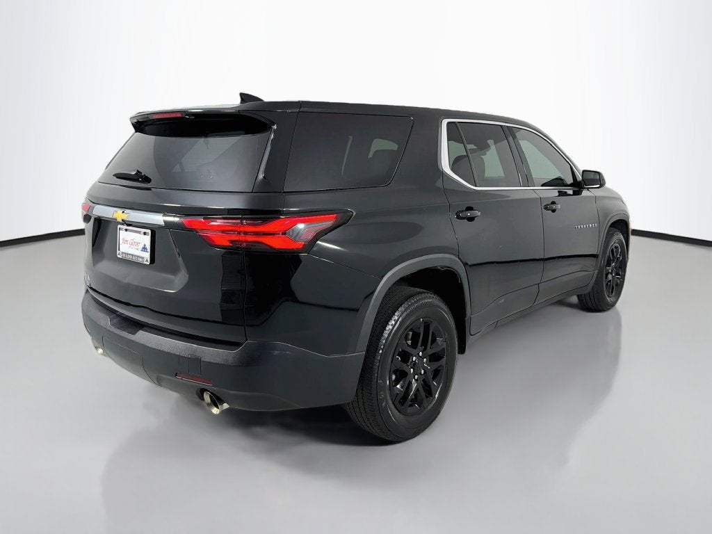 2023 Chevrolet Traverse LS