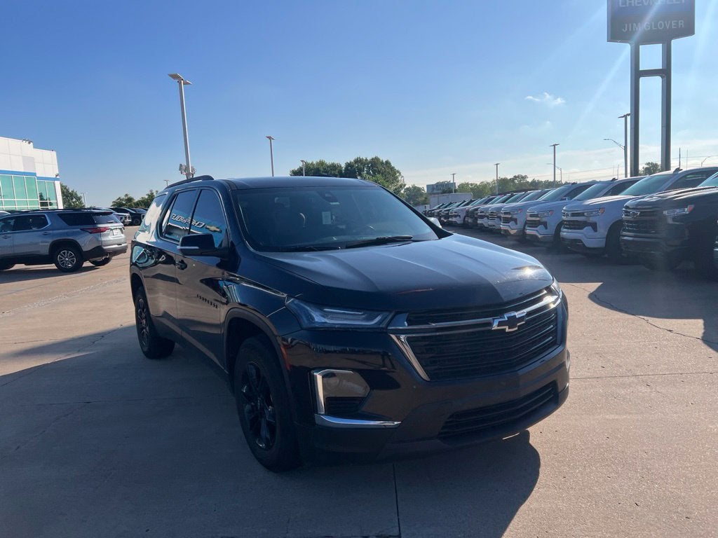 2022 Chevrolet Traverse LT Cloth