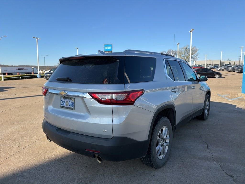 2018 Chevrolet Traverse LT Cloth