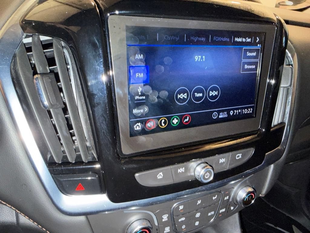 2021 Chevrolet Traverse LT Cloth