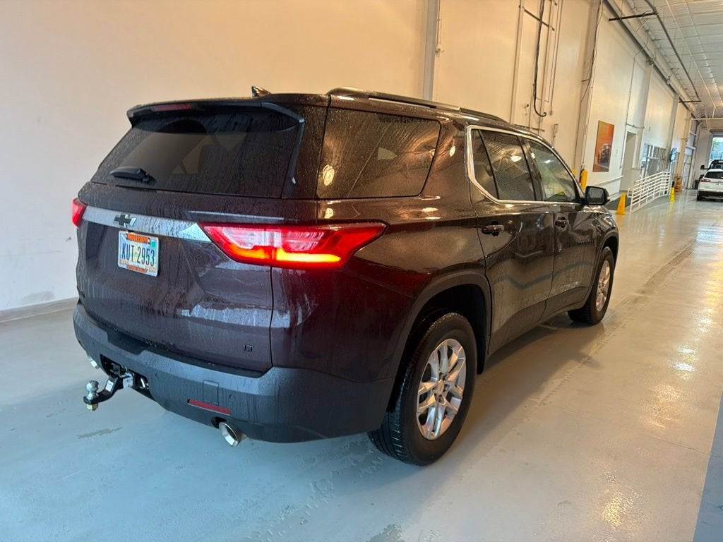 2021 Chevrolet Traverse LT Cloth