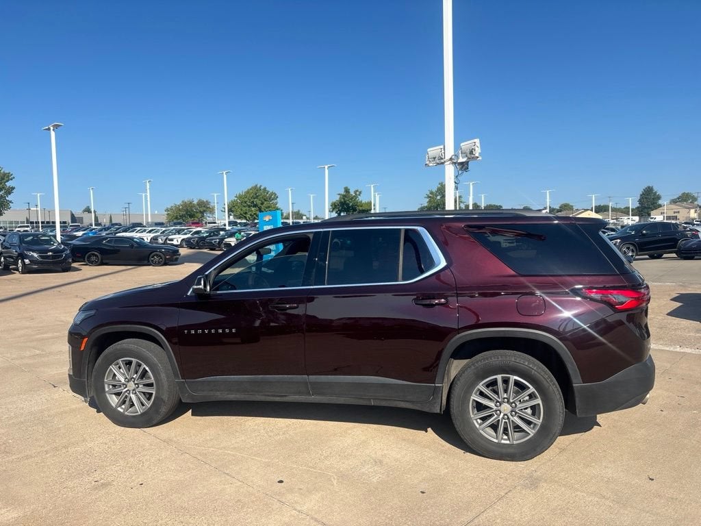 2023 Chevrolet Traverse LT Cloth