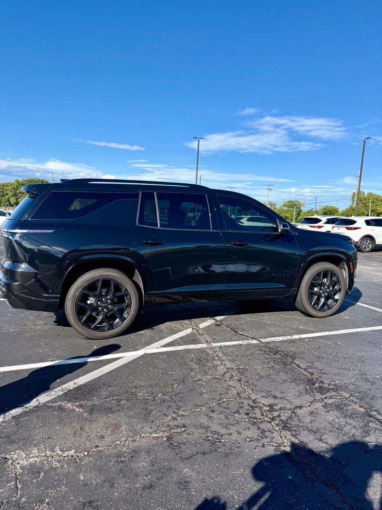 2025 Chevrolet Traverse RS