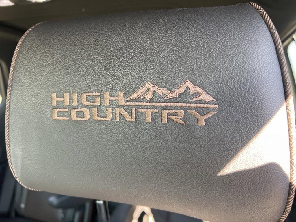 2023 Chevrolet Traverse High Country