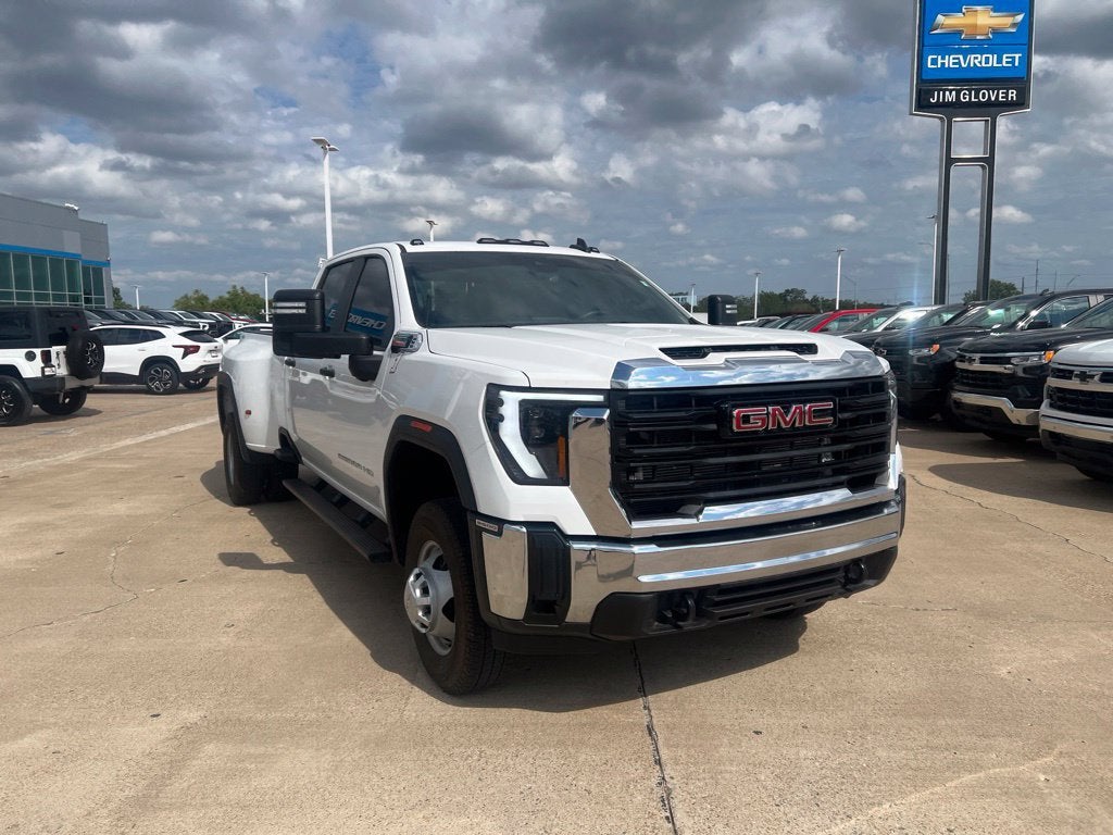 2025 GMC Sierra 3500 HD Pro DRW