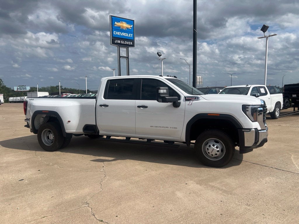 2025 GMC Sierra 3500 HD Pro DRW
