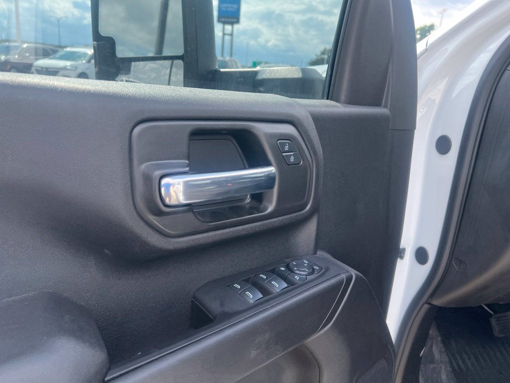 2025 GMC Sierra 3500 HD Pro DRW