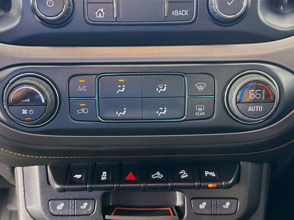 2022 GMC Canyon AT4 - Leather