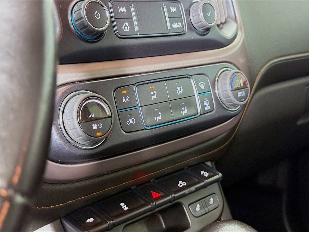 2022 GMC Canyon AT4 - Cloth
