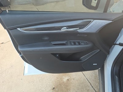 2022 Cadillac XT5 Sport