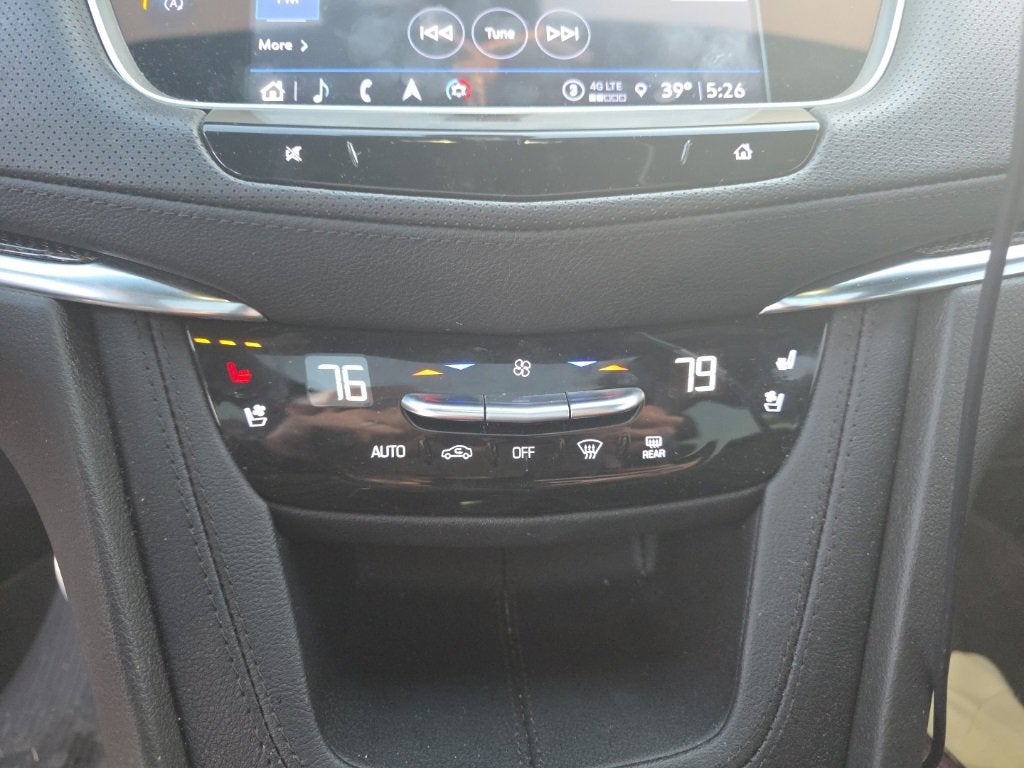 2022 Cadillac XT5 Sport