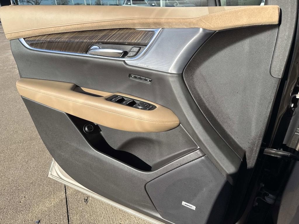 2023 Cadillac XT6 Sport