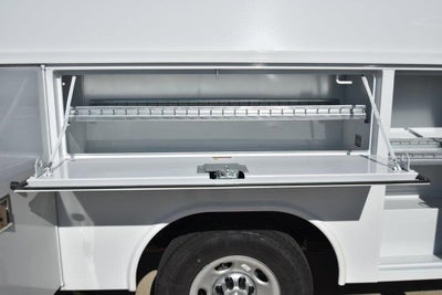 2025 Chevrolet Express Cutaway 3500 1WT