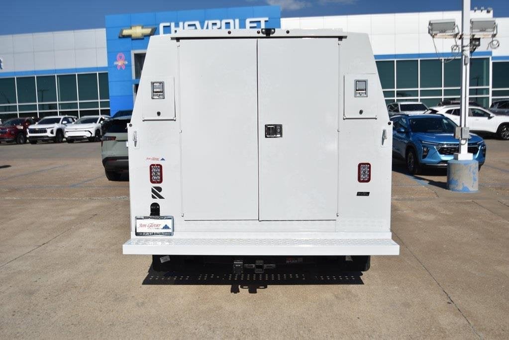 2025 Chevrolet Express Cutaway 3500 1WT