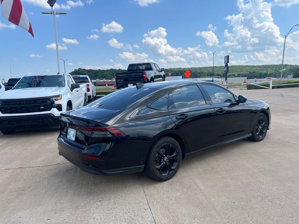 2025 Honda Accord Sedan SE