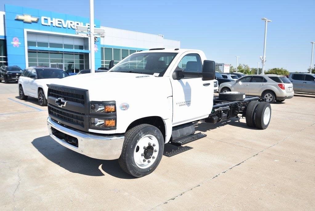 2024 Chevrolet Silverado 5500 HD Work Truck