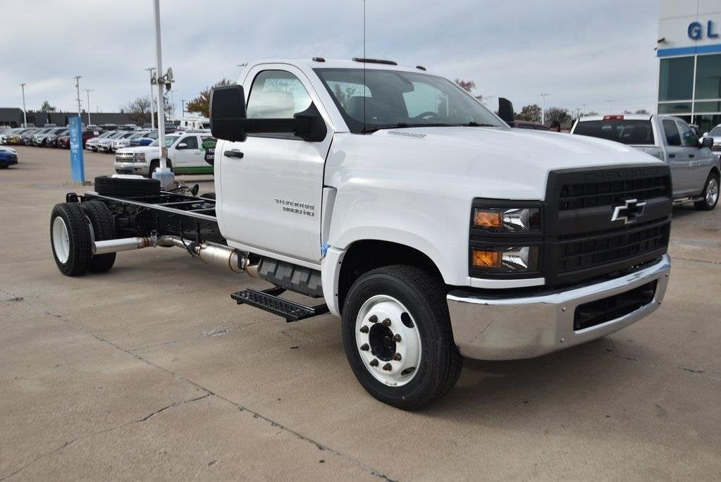 2024 Chevrolet Silverado 5500 HD Work Truck