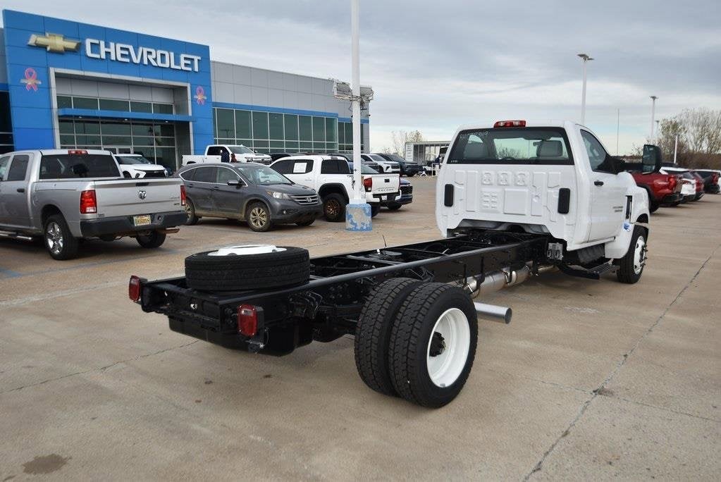 2024 Chevrolet Silverado 5500 HD Work Truck