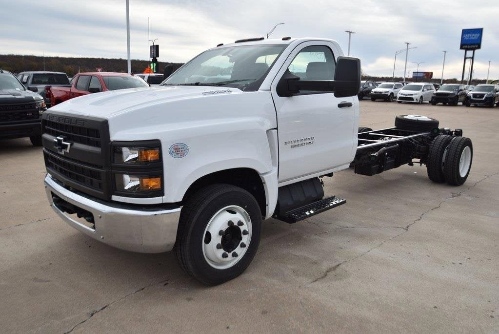 2024 Chevrolet Silverado 5500 HD Work Truck
