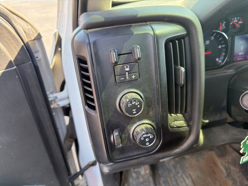 2024 Chevrolet Silverado 5500 HD Work Truck