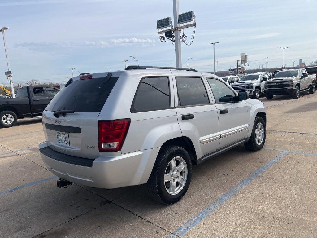 2005 Jeep Grand Cherokee Laredo