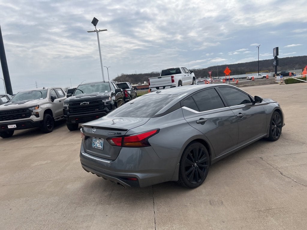 2022 Nissan Altima 2.5 SR
