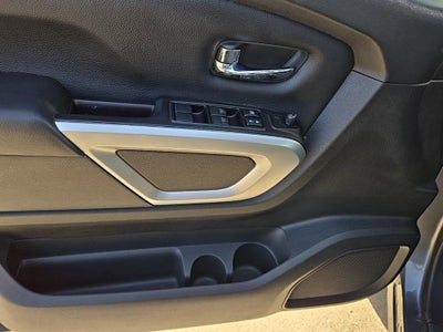 2020 Nissan Titan SV