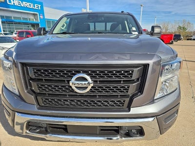 2020 Nissan Titan SV