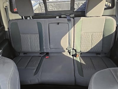 2020 Nissan Titan SV