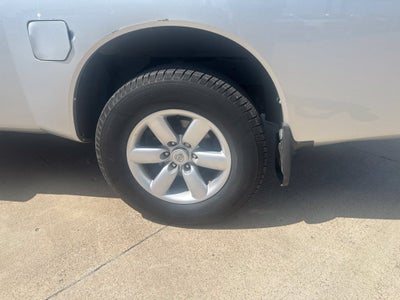 2011 Nissan Titan SV