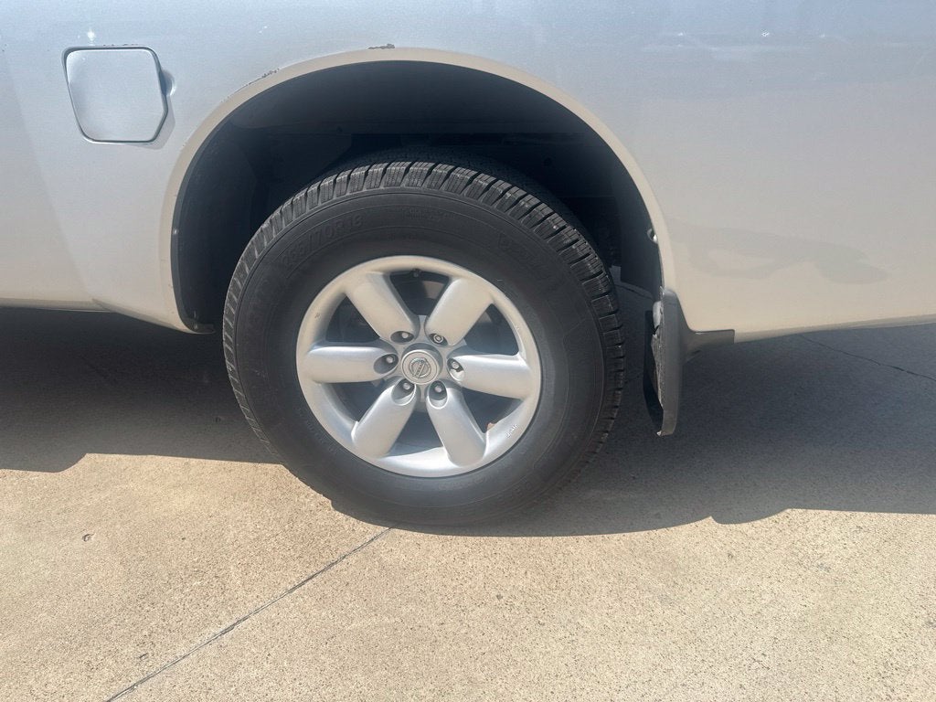 2011 Nissan Titan SV