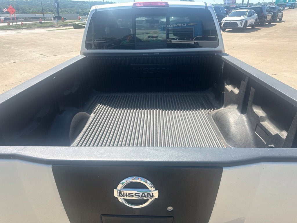 2011 Nissan Titan SV