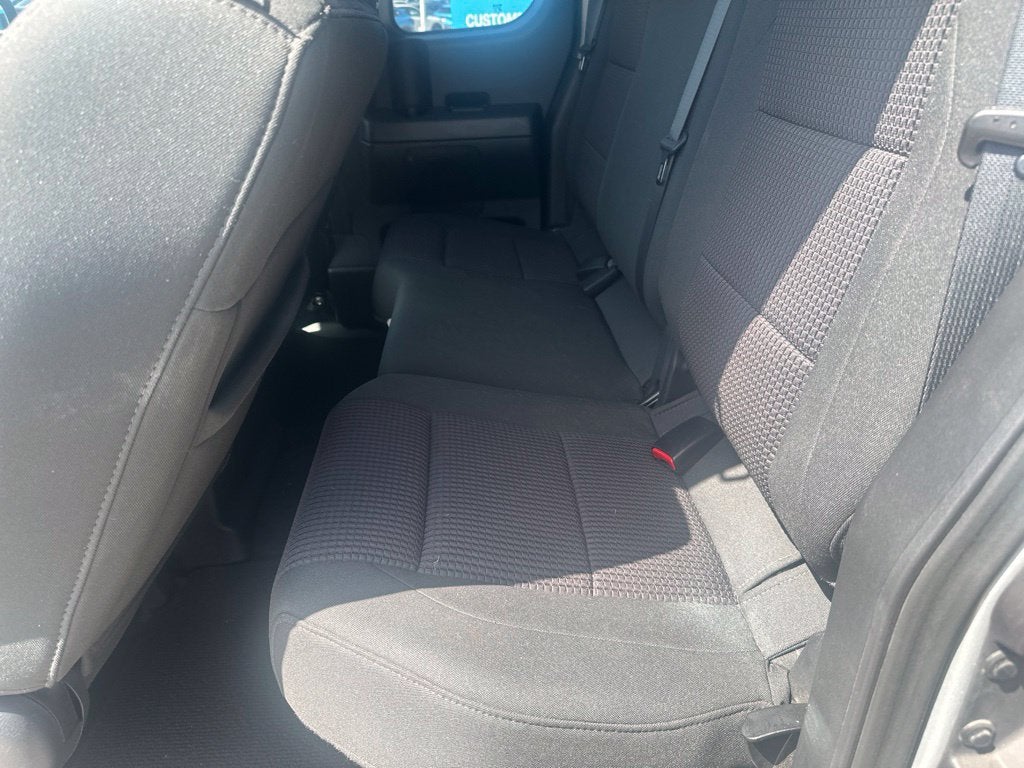 2011 Nissan Titan SV
