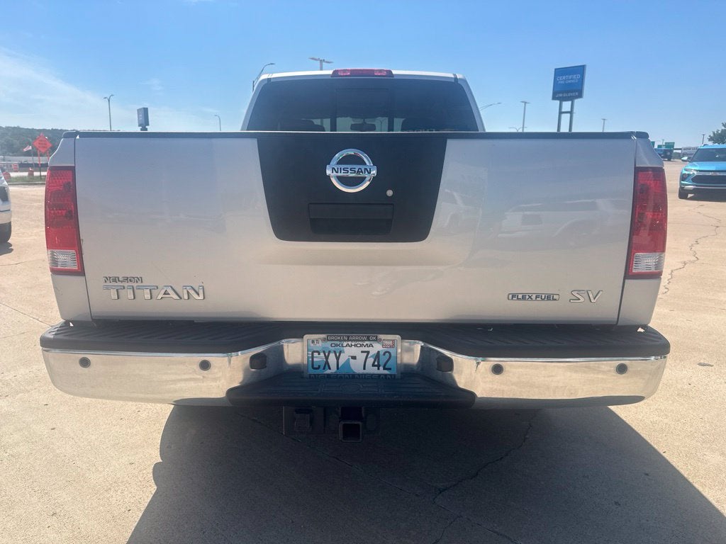 2011 Nissan Titan SV