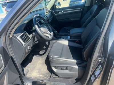 2022 Volkswagen Atlas 2.0T SE w/Technology
