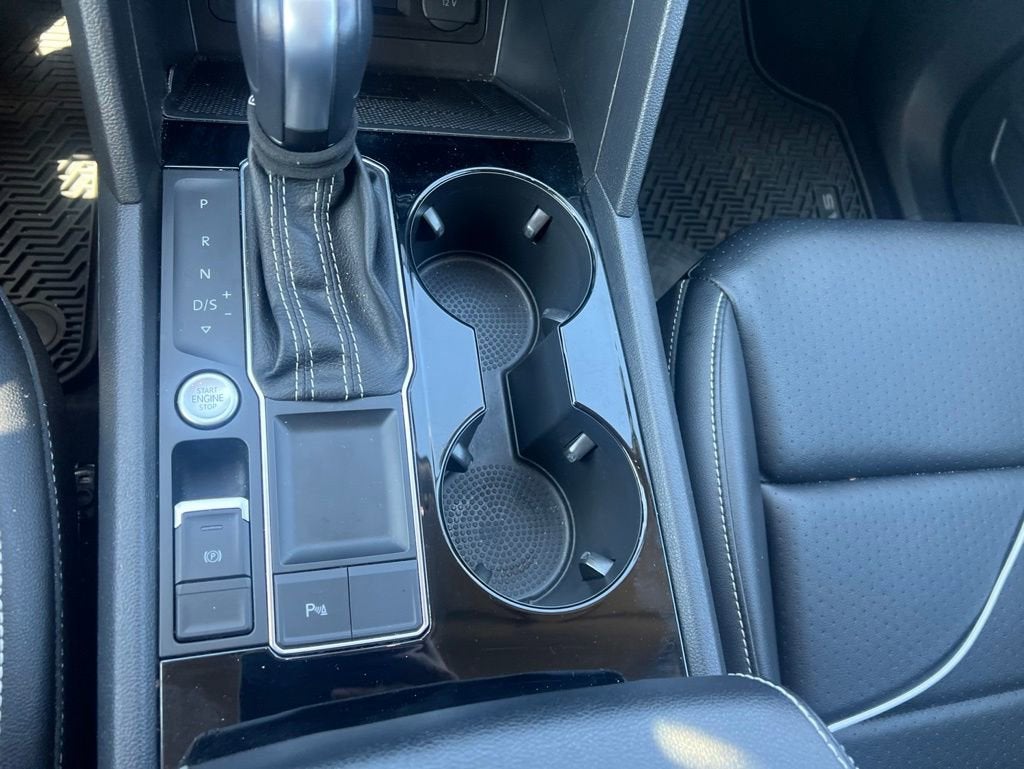 2022 Volkswagen Atlas 2.0T SE w/Technology