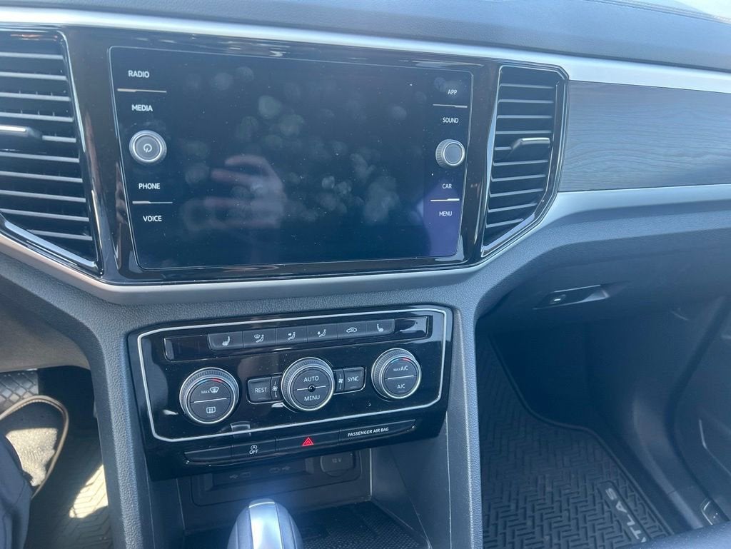 2022 Volkswagen Atlas 2.0T SE w/Technology
