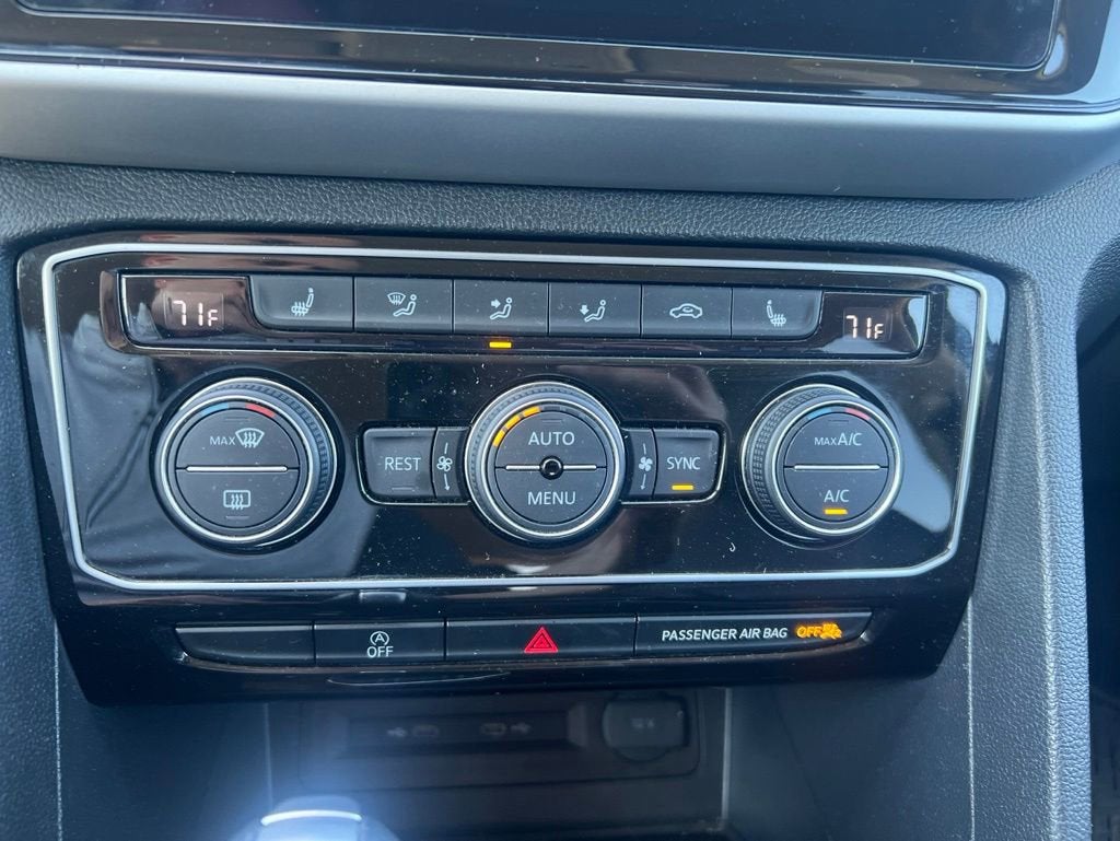 2022 Volkswagen Atlas 2.0T SE w/Technology