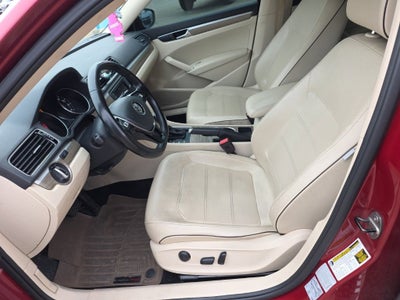 2018 Volkswagen Passat 2.0T SE
