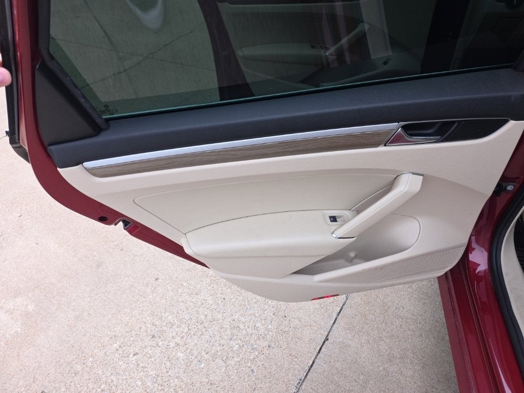 2018 Volkswagen Passat 2.0T SE