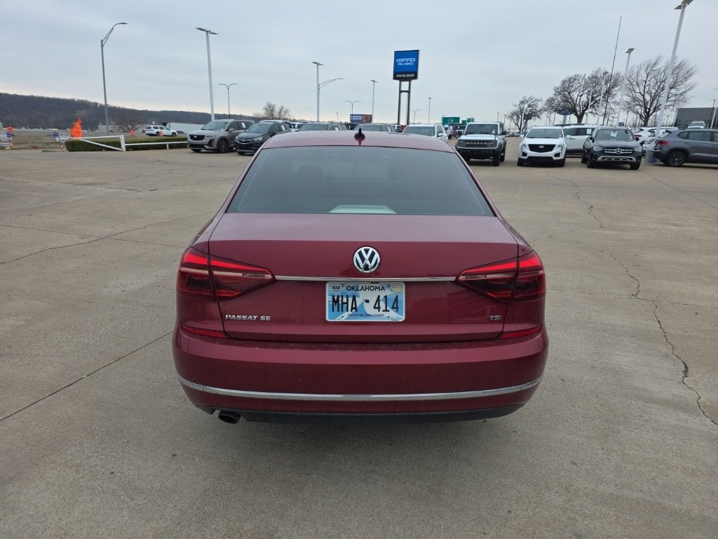 2018 Volkswagen Passat 2.0T SE