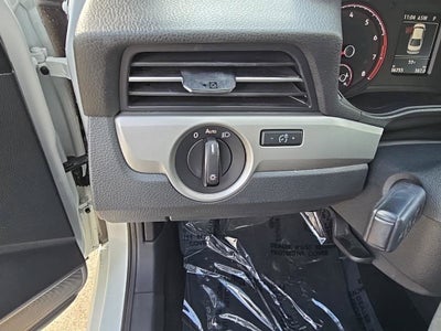 2022 Volkswagen Passat 2.0T SE