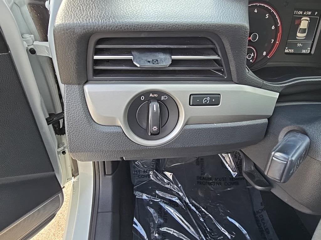 2022 Volkswagen Passat 2.0T SE