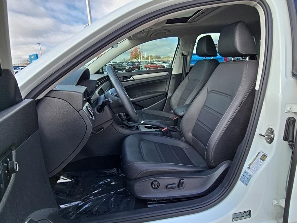 2022 Volkswagen Passat 2.0T SE