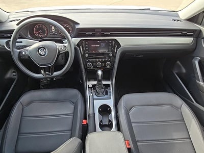 2022 Volkswagen Passat 2.0T SE